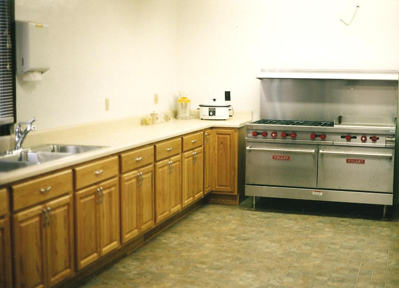 kitchen2.jpg